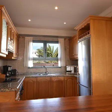 Ambar Cherry * Playa Blanca (Lanzarote)