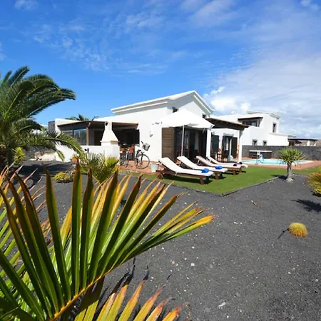 Villa Ambar Cherry