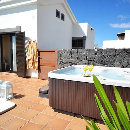 Ambar Cherry Playa Blanca (Lanzarote)
