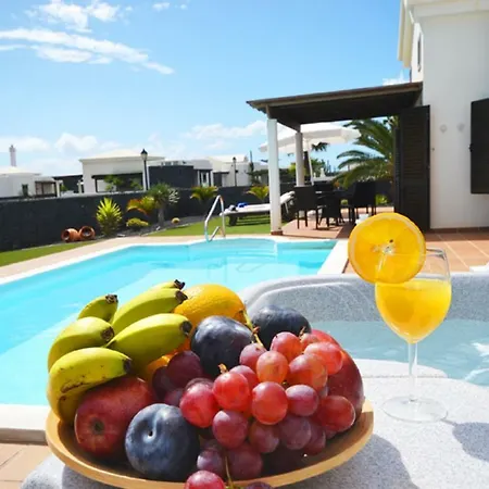 Ambar Cherry Playa Blanca (Lanzarote)